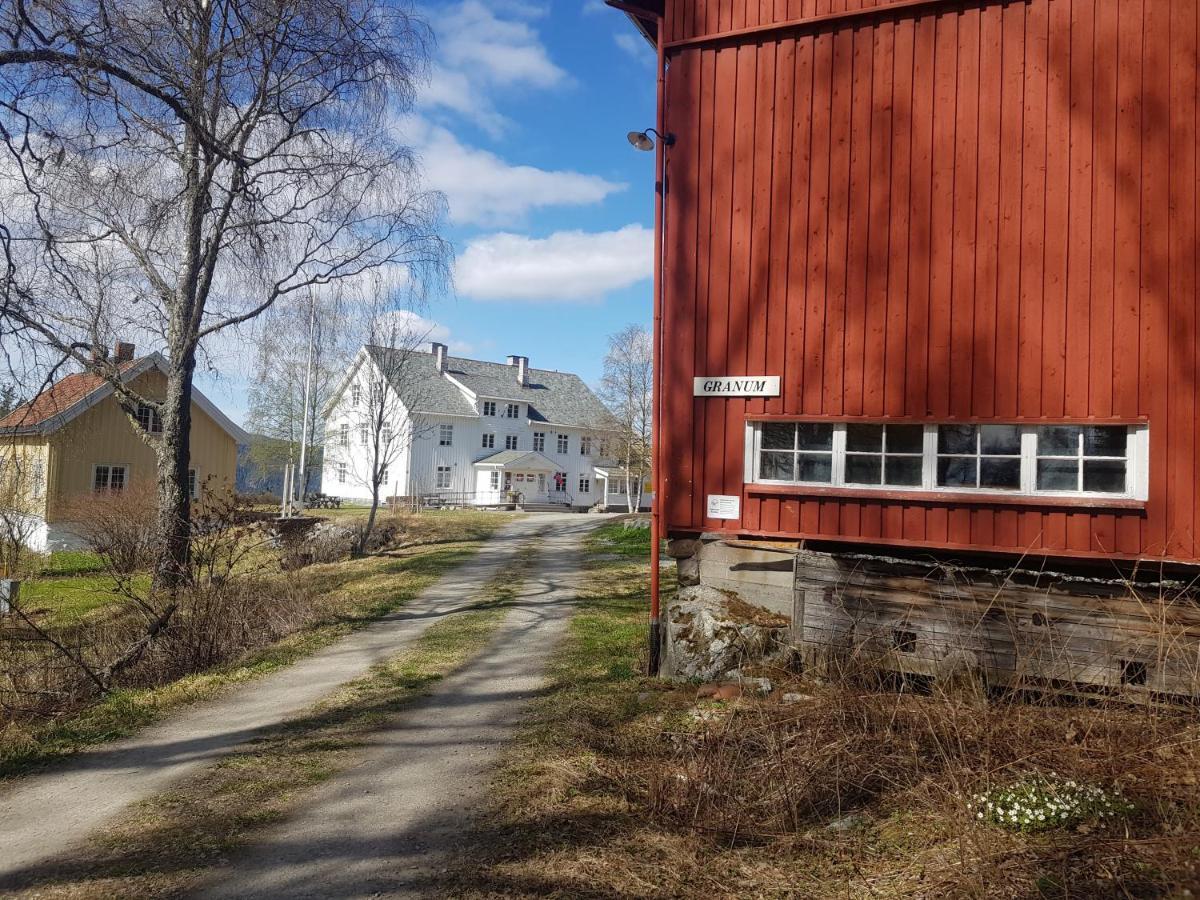 Hotel Granum Gard Fluberg Exterior foto